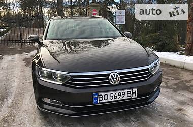 Универсал Volkswagen Passat 2015 в Збараже