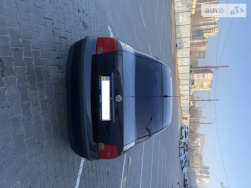 Седан Volkswagen Passat 1999 в Одесі