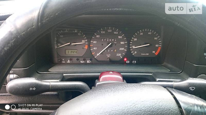 Седан Volkswagen Passat 1995 в Кривому Розі