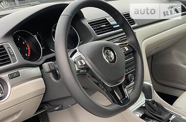 Седан Volkswagen Passat 2019 в Киеве