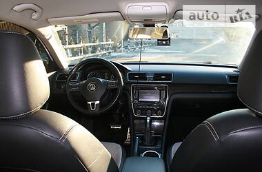 Седан Volkswagen Passat 2015 в 