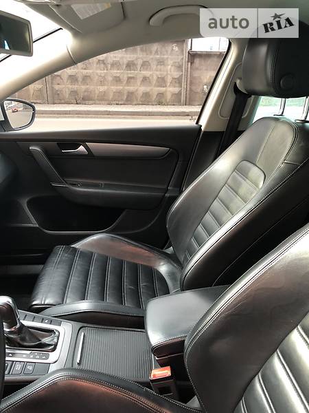 Універсал Volkswagen Passat 2013 в Києві фото Універсал Volkswagen Passat 2013 в Києві