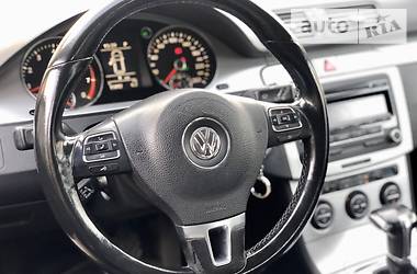 Універсал Volkswagen Passat 2009 в 