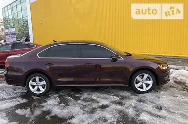 Седан Volkswagen Passat 2012 в 