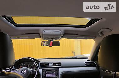 Седан Volkswagen Passat 2012 в 