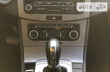 Універсал Volkswagen Passat 2011 в 