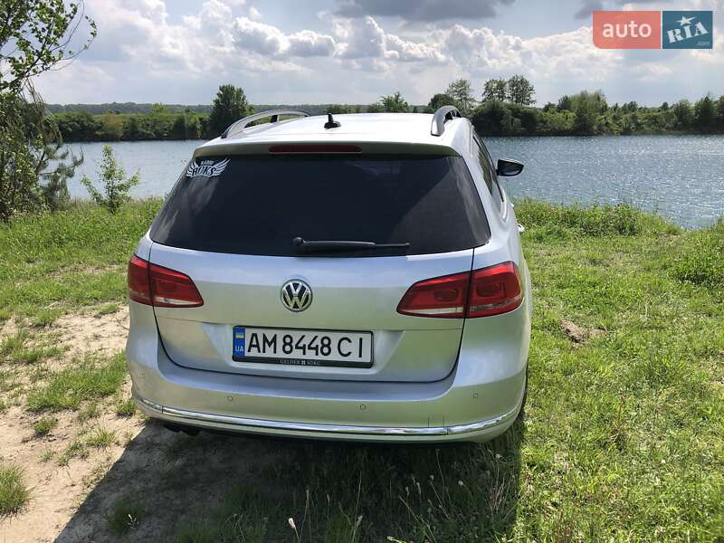 Универсал Volkswagen Passat 2012 в Житомире