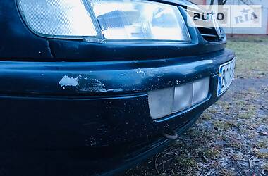 Універсал Volkswagen Passat 1994 в 