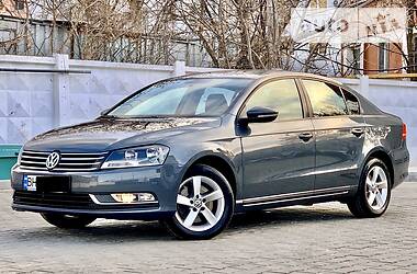 Седан Volkswagen Passat 2011 в 