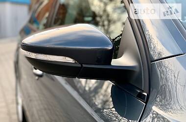 Седан Volkswagen Passat 2011 в 