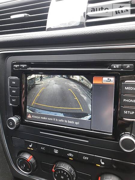 Седан Volkswagen Passat 2015 в Києві