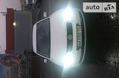 Седан Volkswagen Passat 2000 в 