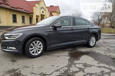 Седан Volkswagen Passat 2015 в 