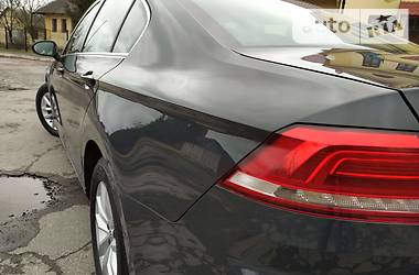Седан Volkswagen Passat 2015 в 