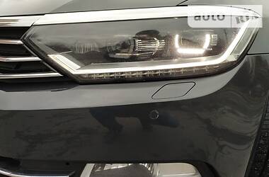 Седан Volkswagen Passat 2015 в 