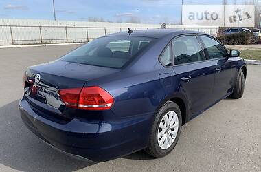 Седан Volkswagen Passat 2013 в 