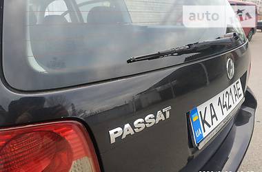 Універсал Volkswagen Passat 2001 в 