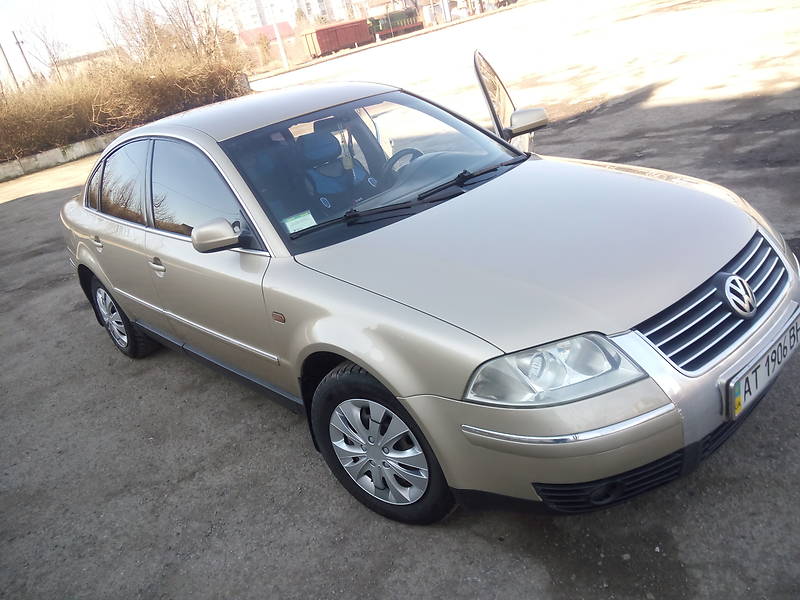 Седан Volkswagen Passat 2002 в Івано-Франківську