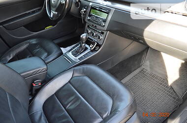 Універсал Volkswagen Passat 2012 в 