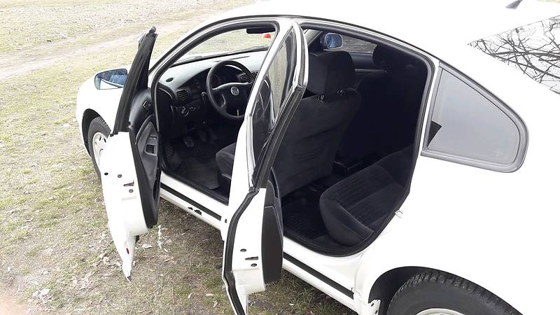 Седан Volkswagen Passat 2000 в Борисполі