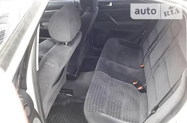 Седан Volkswagen Passat 2000 в 