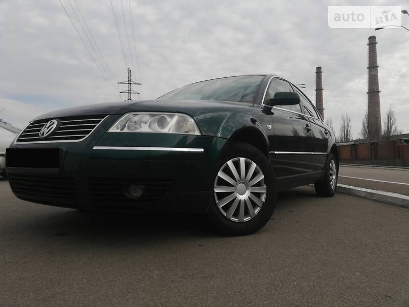 Седан Volkswagen Passat 2002 в Дніпрі