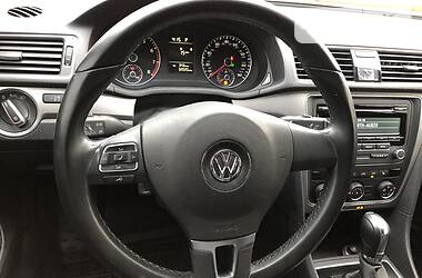 Седан Volkswagen Passat 2014 в Одесі