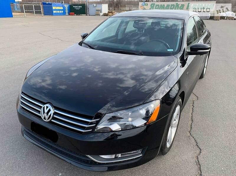 Седан Volkswagen Passat 2015 в Дніпрі