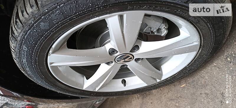 Седан Volkswagen Passat 2015 в Дніпрі