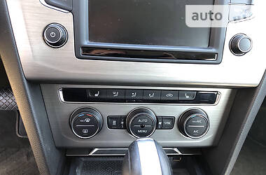 Універсал Volkswagen Passat 2015 в 
