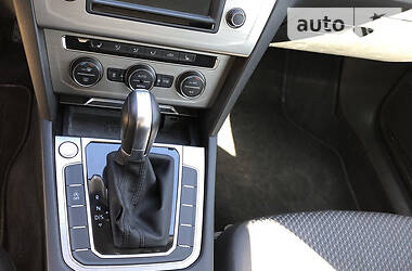 Універсал Volkswagen Passat 2015 в 