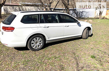 Універсал Volkswagen Passat 2015 в 