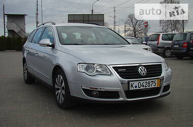Універсал Volkswagen Passat 2010 в 