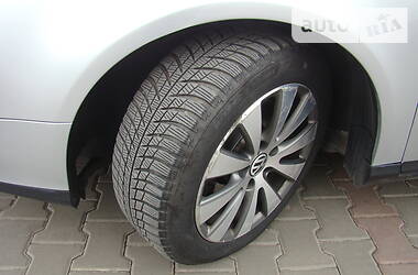 Універсал Volkswagen Passat 2010 в 