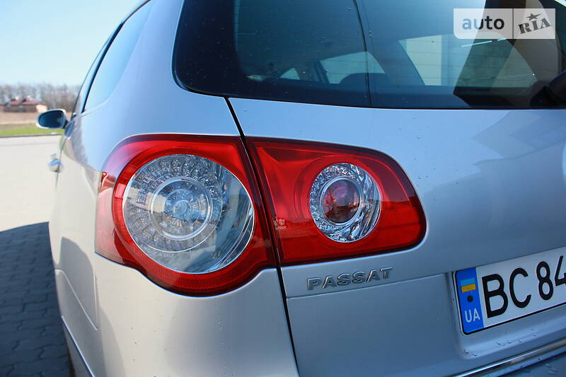 Універсал Volkswagen Passat 2009 в Львові