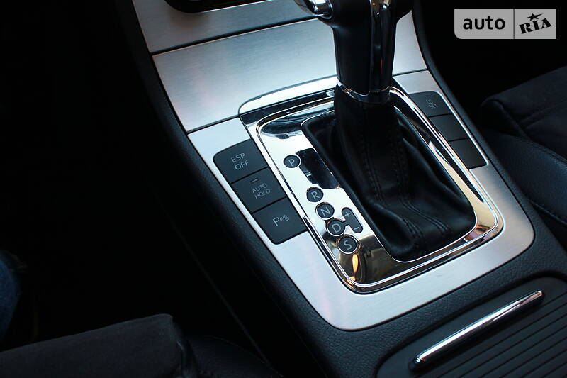 Універсал Volkswagen Passat 2009 в Львові