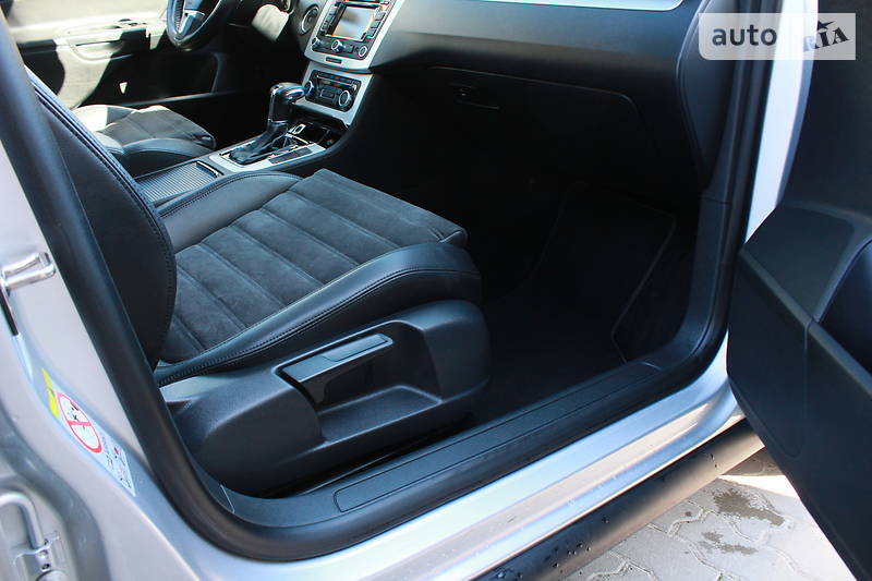 Універсал Volkswagen Passat 2009 в Львові