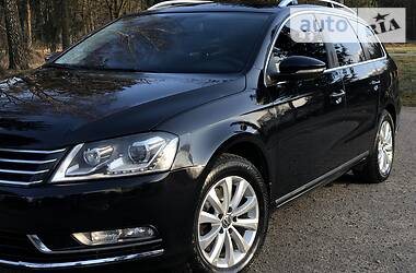 Універсал Volkswagen Passat 2012 в 