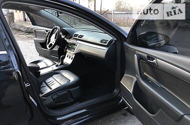 Універсал Volkswagen Passat 2012 в 