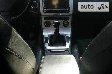 Універсал Volkswagen Passat 2008 в 
