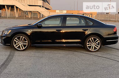 Седан Volkswagen Passat 2018 в 