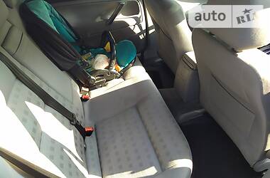 Універсал Volkswagen Passat 2005 в 