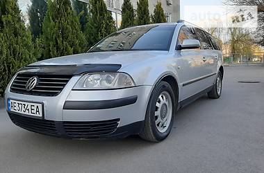 Універсал Volkswagen Passat 2001 в 