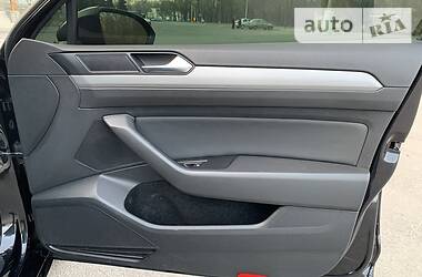 Седан Volkswagen Passat 2015 в 