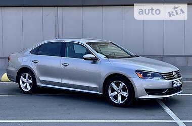 Седан Volkswagen Passat 2012 в 