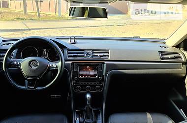 Седан Volkswagen Passat 2017 в Вінниці