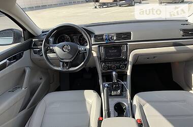 Седан Volkswagen Passat 2016 в 