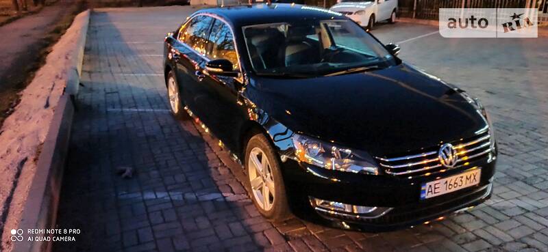 Седан Volkswagen Passat 2015 в Дніпрі