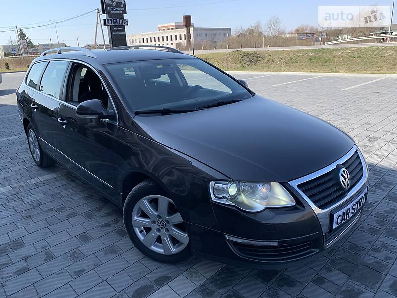 Універсал Volkswagen Passat 2008 в 