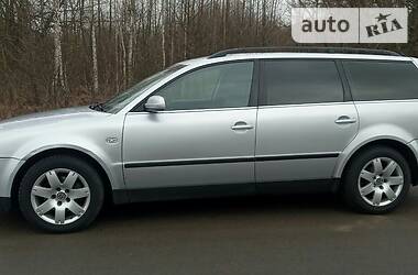 Универсал Volkswagen Passat 2004 в  фото 2 Универсал Volkswagen Passat 2004 в